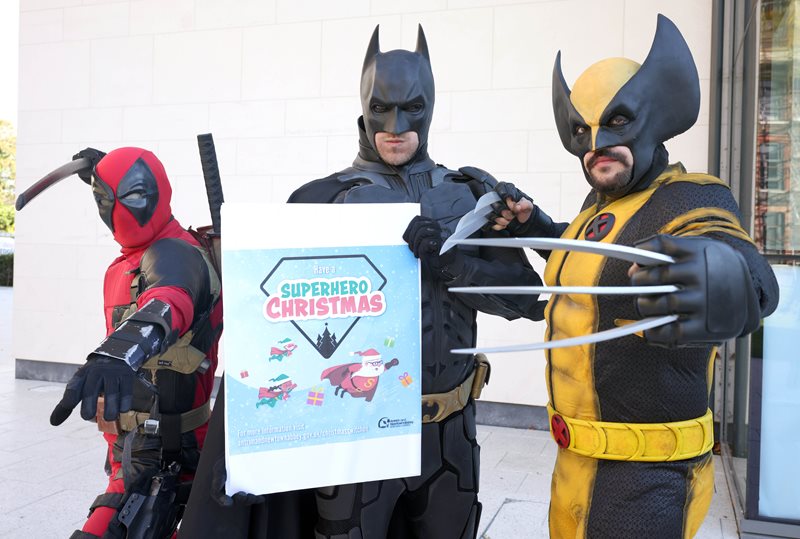 superhero-christmas-2.jpg